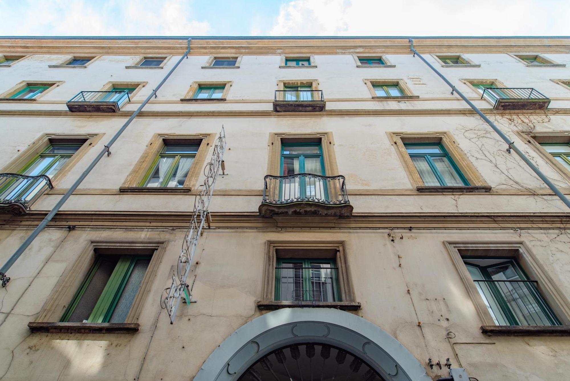 Familia Apartaments - 444 By Happyhostorino Turim Exterior foto